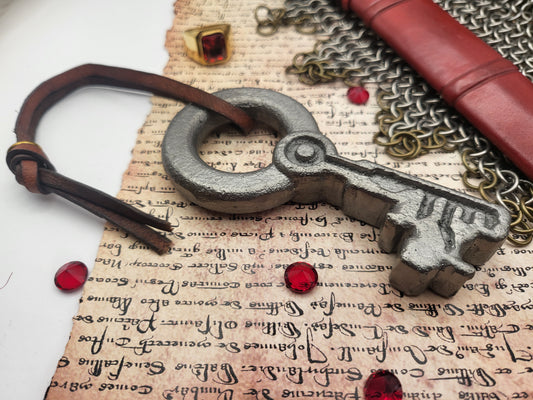 Small Key - Lifesize Metal Replica - The Legend Of Zelda: Breath of the Wild